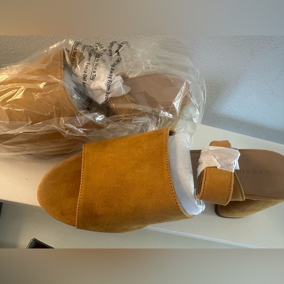 Aerosoles size 8 NIB - Picture 4 of 7